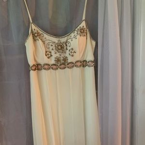 STUDIO W by sue Wong beaded white sleeveless dress